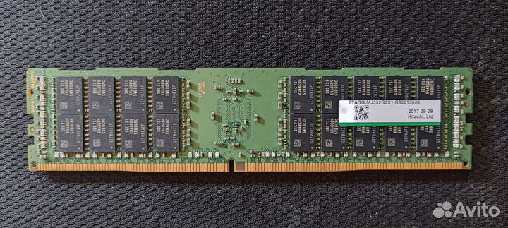 Память DDR4 Samsung M393A4K40BB1-CRC0Q