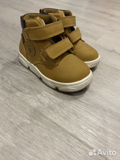 Ботинки демисезонные