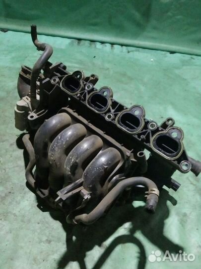 Впускной коллектор Mazda 3 BK