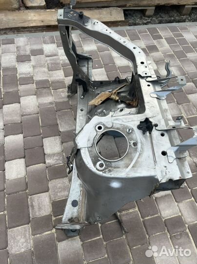 Четверть передняя правая lexus rx4