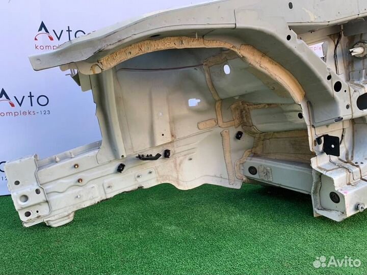 Лонжерон левый Mercedes-Benz E-350 W212 272.980