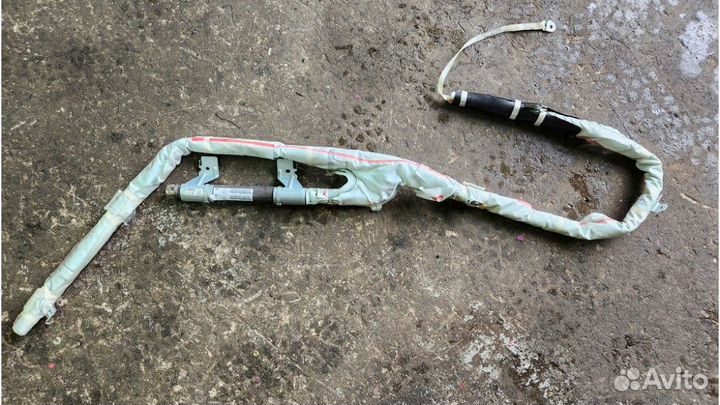 Mitsubishi Outlander 2020 (шторка) правая