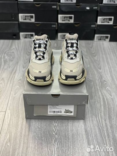 Кроссовки Balenciaga Triple-S Beige (36-40)