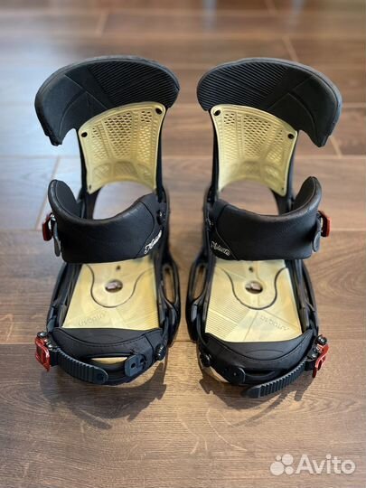 Крепления для сноуборда burton malavita navy port