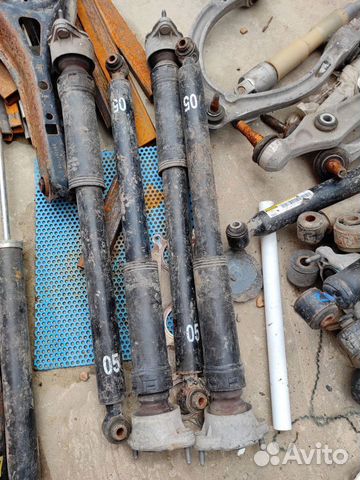 Амортизатор задний на Mercedes Benz A2043260598