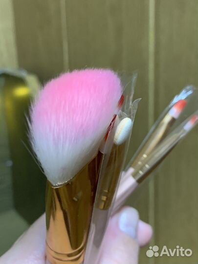 Кисти для макияжа