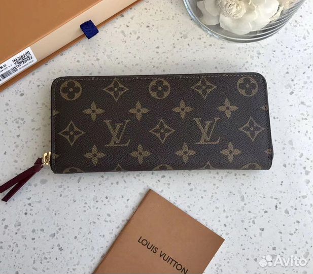 Кошелек Louis Vuitton