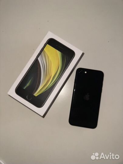 iPhone SE, 64 ГБ