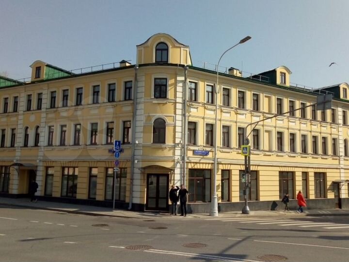 Продам торговое помещение, 274.8 м²