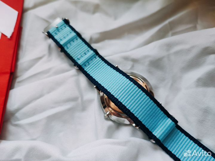 Часы наручные женские