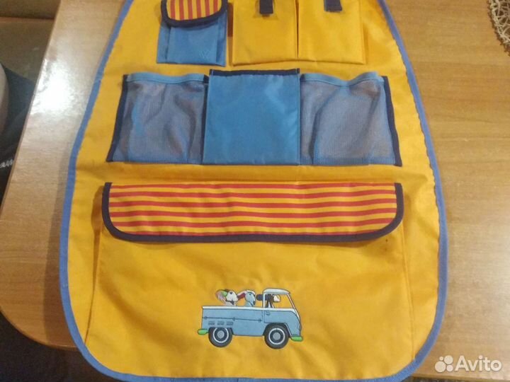 Органайзер на спинку в машине