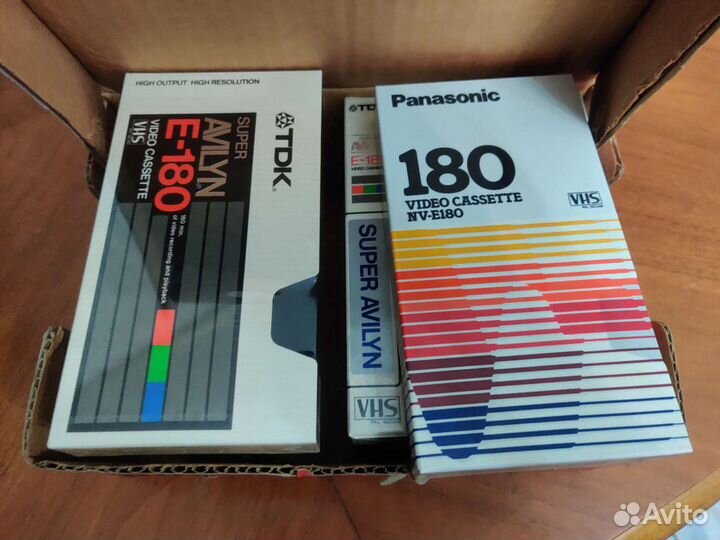 Запечатанные видеокассеты Panasonic TDK
