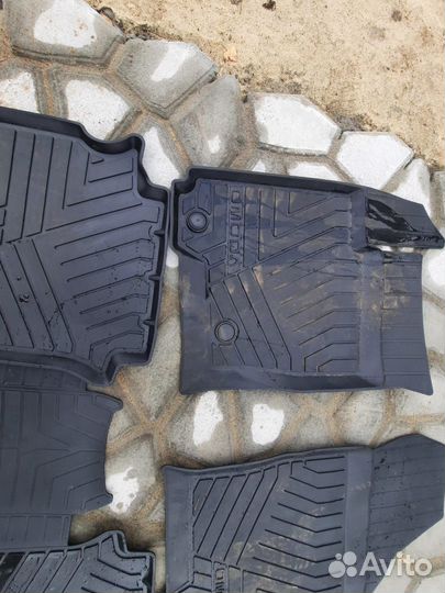 Коврики на омоду s5