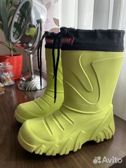 Детские резиновые сапоги 33
