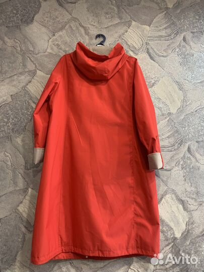 Плащ женский