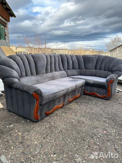 Диван и кресло