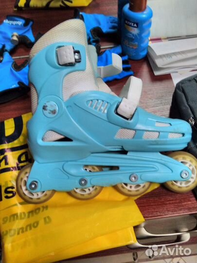 Коньки роликовые раздвижные пластиковые
