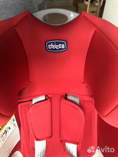 Детское автокресло Chicco от 0-25 кг