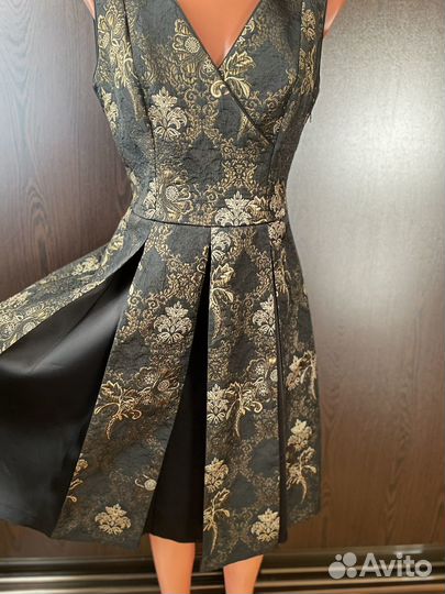 Продаётся платья 