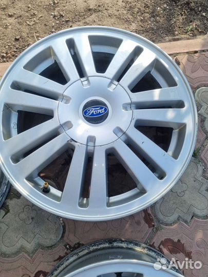 Форд фокус 2 литые диски R16 5x108