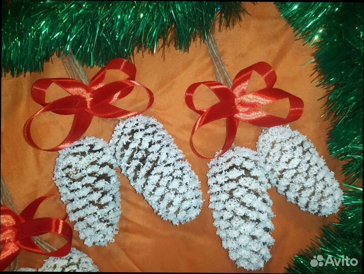 Елочные игрушки