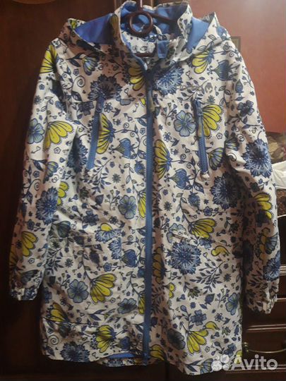 Плащ для девочки на 8-10 лет
