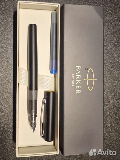 Перьевая ручка parker