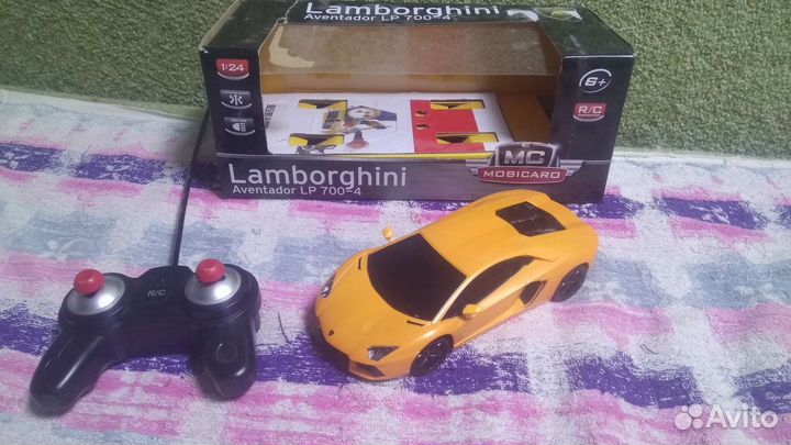 Машина на радиоуправлении Lamborghini