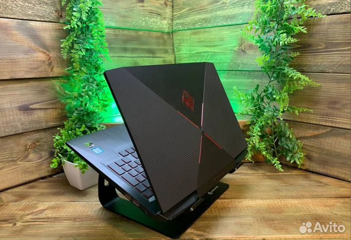 Игровой ноутбук HP omen (1050TI, 16 озу) Рассрочка