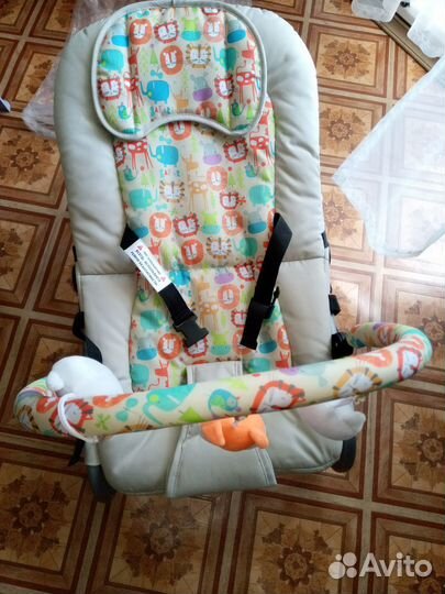 Шезлонг детский