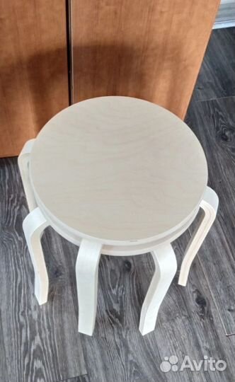 Табуретки