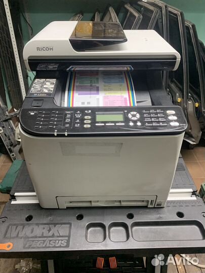 Цветной лазерный принтер Ricoh SP C252sf