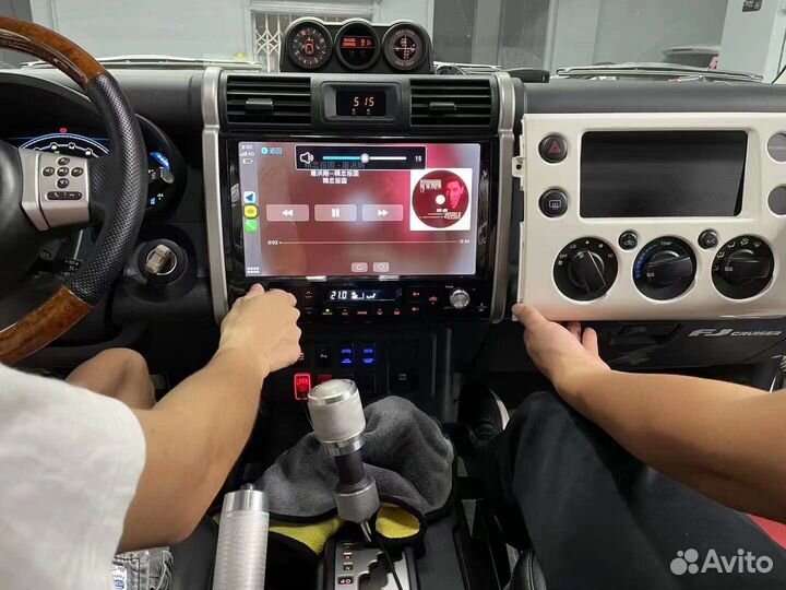 Штатная магнитола Toyota FJ