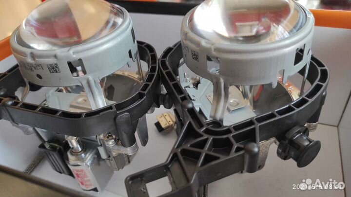 Линзы Audi A4 2010г