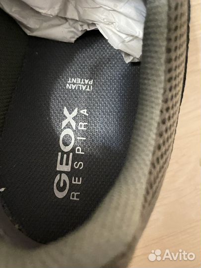 Кроссовки мужские Geox р.41 Новые