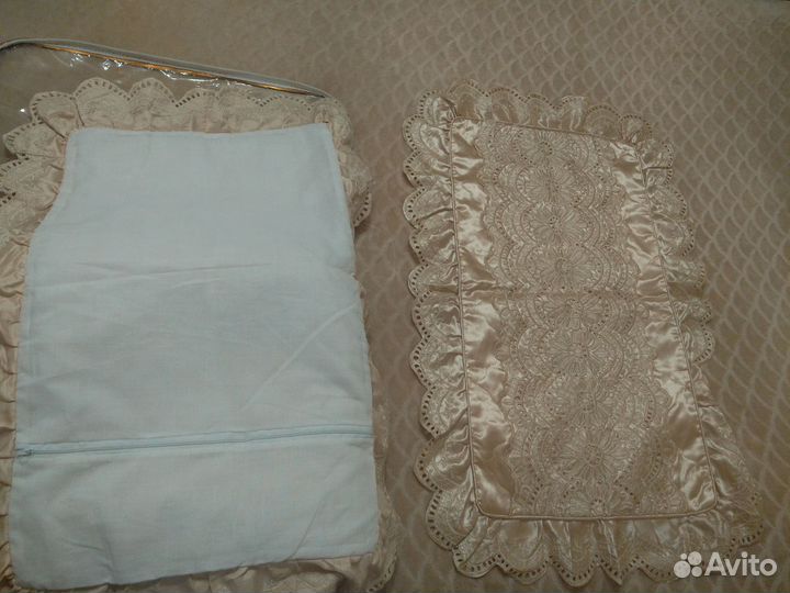 Покрывало атласное с двумя чехлами для подушек