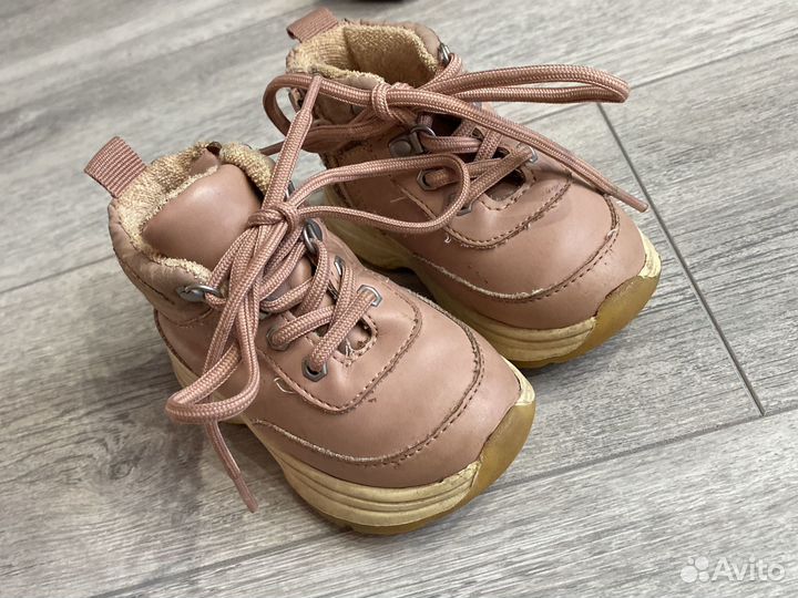 Кроссовки детские zara