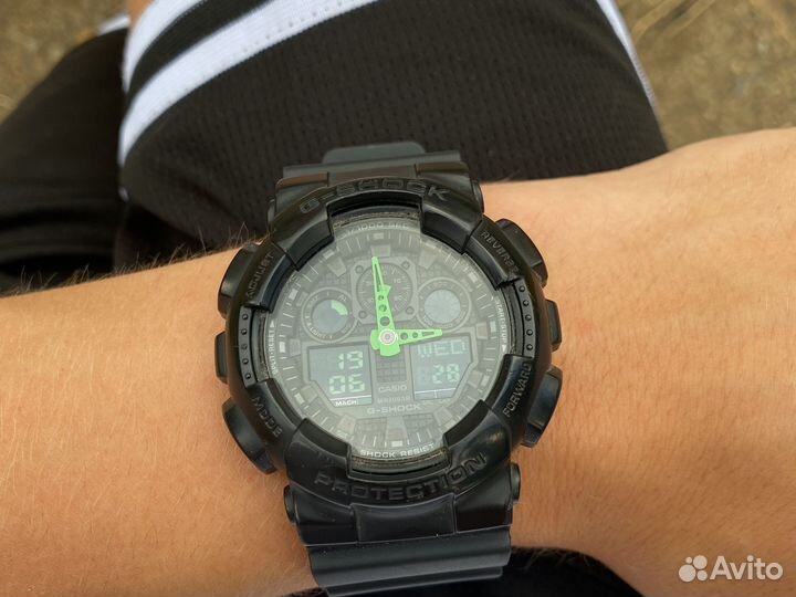 Часы G-shok GA-100C-1A3