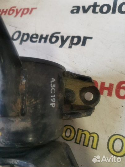 Опора двигателя левая Kia Sportage 3 2012