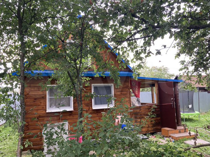 Дача 40 м² на участке 6 сот.