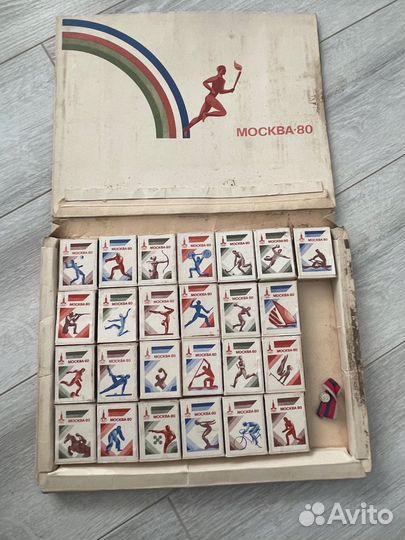 Сувенирный набор спичек Москва-80