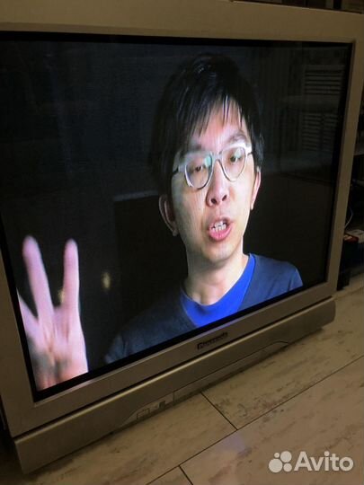 Телевизор panasonic