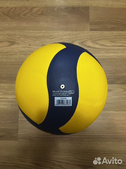 Волейбольный мяч Mikasa v200w Thailand