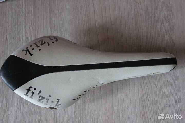 Седло для велосипеда Fizik Arione cx