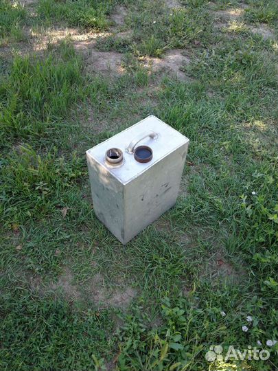 Алюминиевая канистра