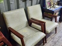 Реставрированное кресло советских времен