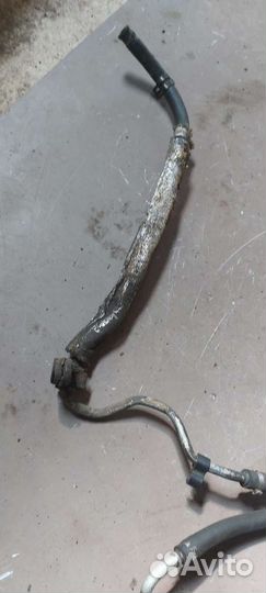 Трубка охлаждение на Cadillac CTS