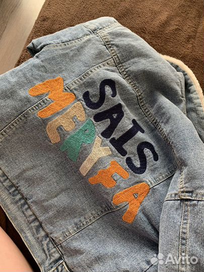 Джинсовая куртка