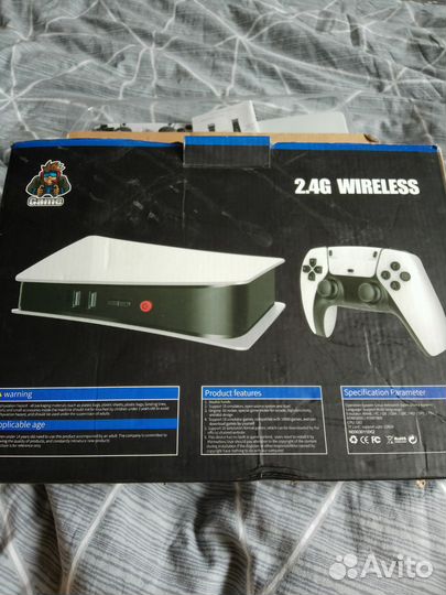 Игровая приставка с 2 джойстиками