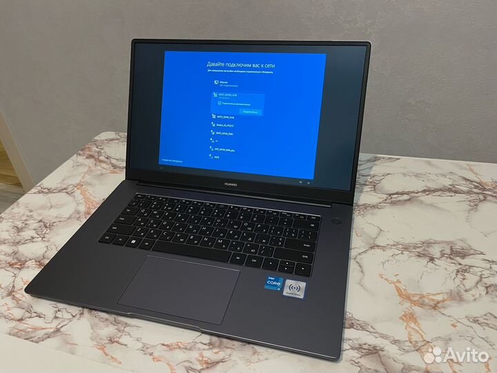 Ноутбук Huawei MateBook B3-520 15